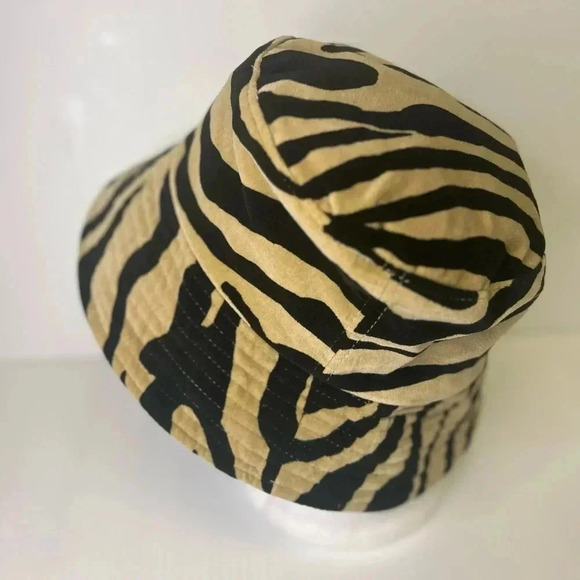 🖤”Charter Club” Velour Black & Tan Animal Print Bucket Hat🖤 - Picture 3 of 10